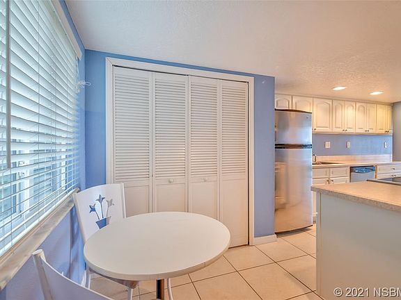 5th image of 2401 S Atlantic Ave APT E104