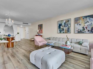 2000 Presidential Way APT 1006, West Palm Beach, FL 33401