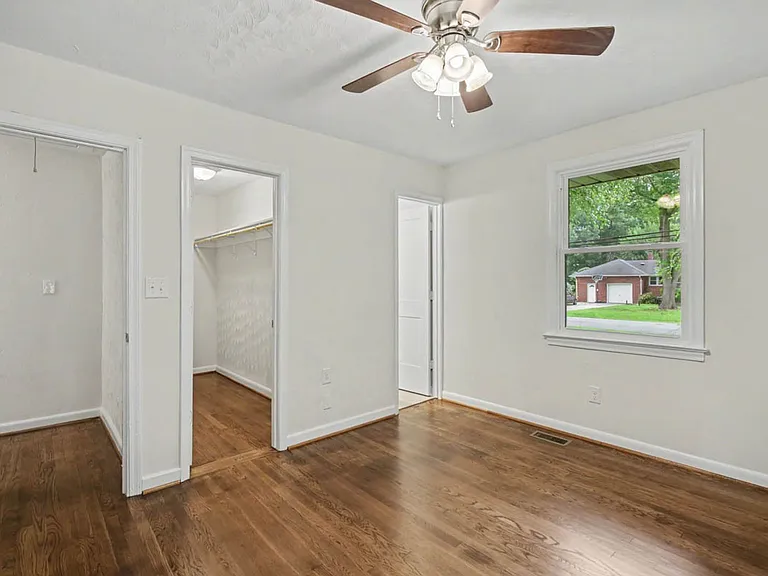 1221 Burlington Rd — Photo 26