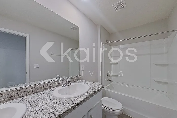 8614 SW 43rd Ter — Photo 15