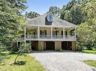 204 Willow Cir, Mandeville, LA 70471
