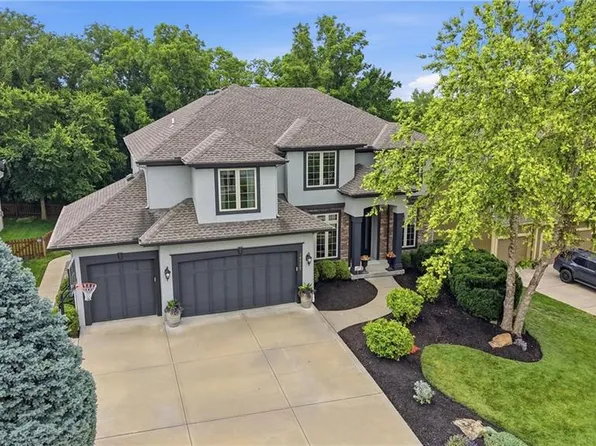 14775 NW 66th Ter, Parkville, MO 64152