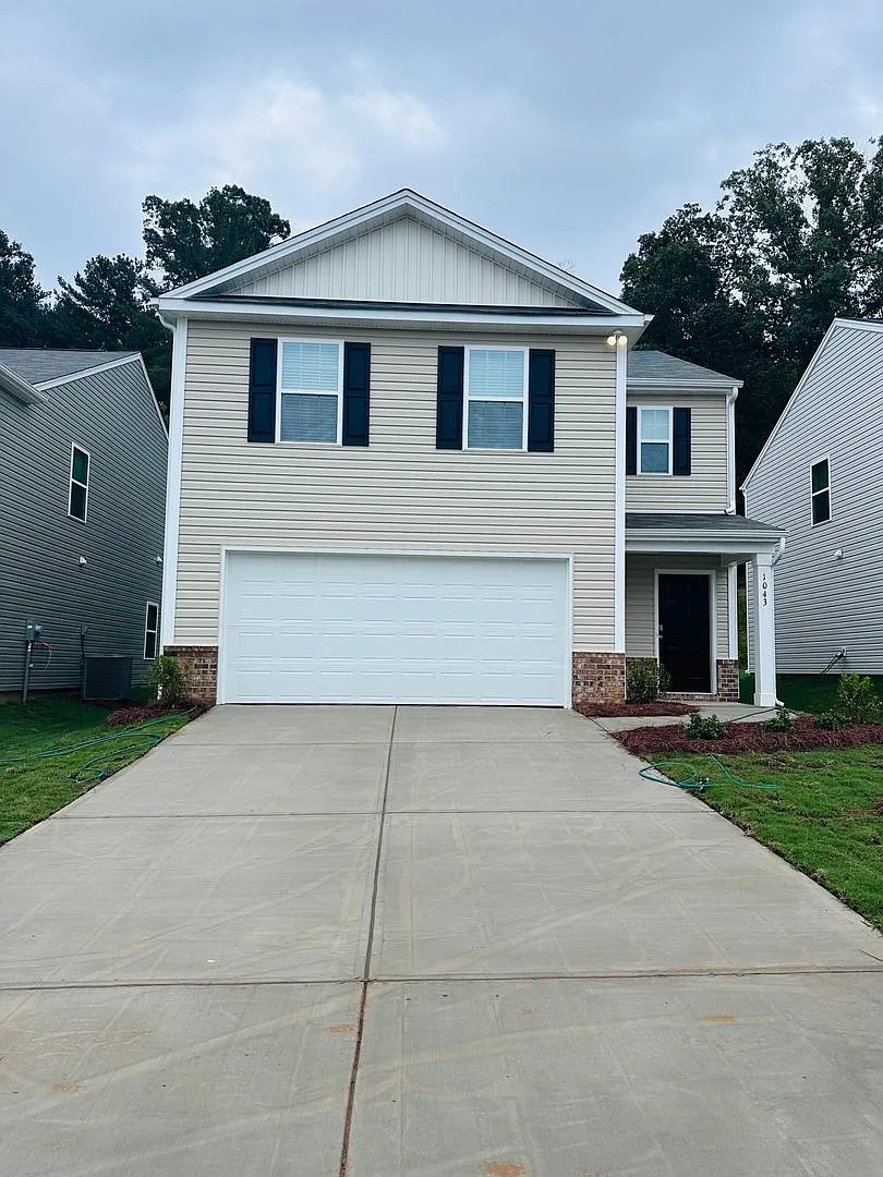 4-Bedroom Home in Huffman Ridge with Modern Upgrades & Move-In Ready Comfort — Photo 1