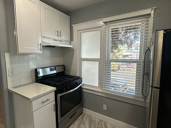 5th image of 602 Euclid Ave #3004