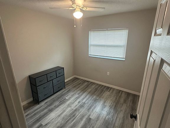 2nd image of 2700 2nd St