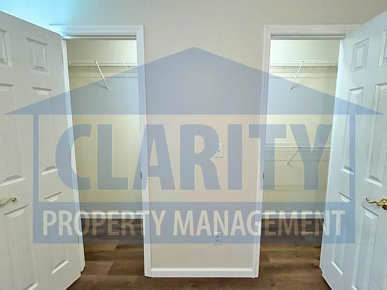 7812 Avalon Acres Ct — Photo 18