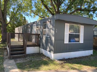 7210 Peerless Dr, Fort Wayne, IN