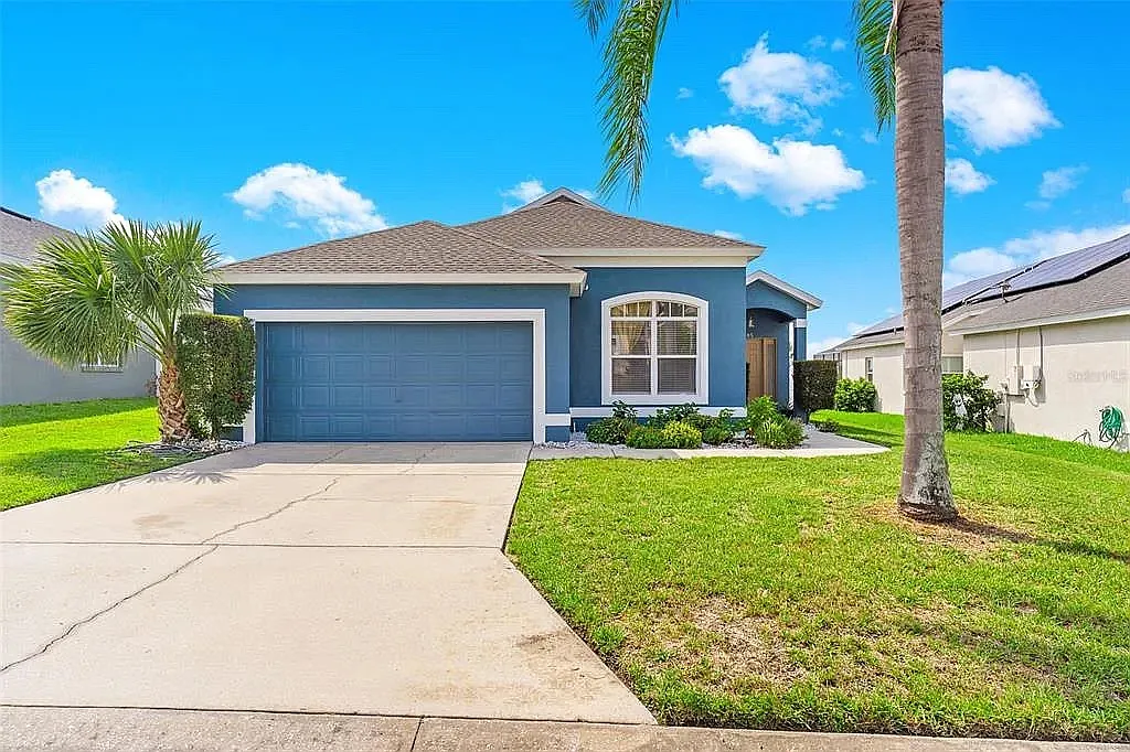 4 bed, 1611 sqft, $2,750 — Photo 1