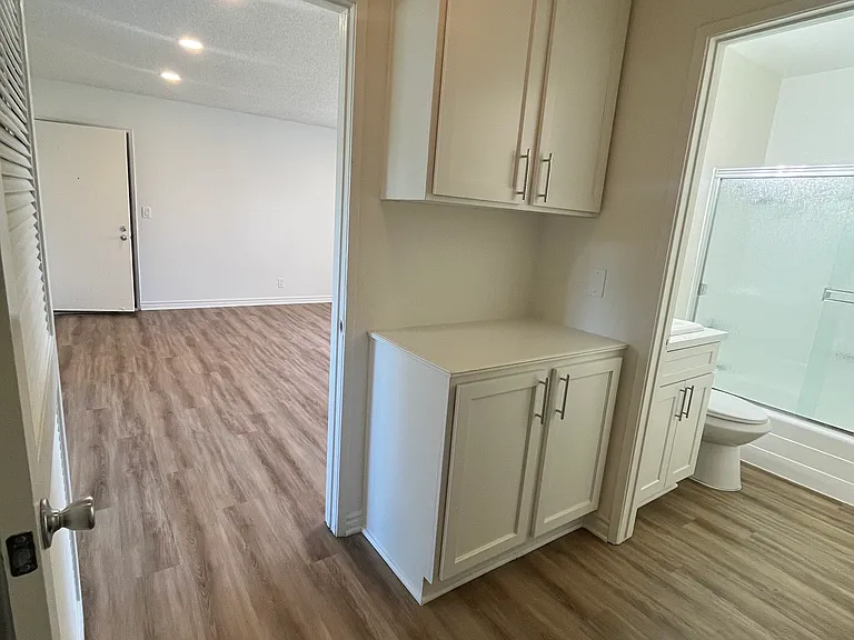 Chapman Meadows Apartments — Photo 14