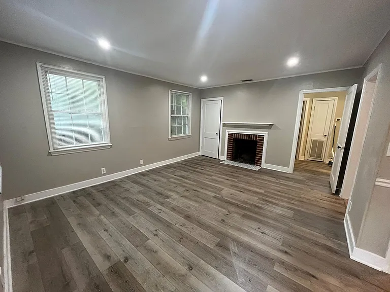 5171 Azalea Cir S — Photo 2