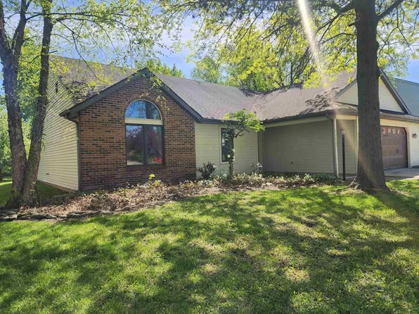 10425 Bent Tree Ln, Fort Wayne, IN 46804