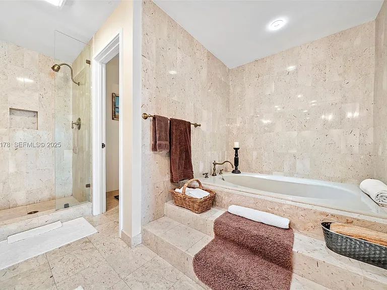 2332 Fisher Island Dr #4302 — Photo 23