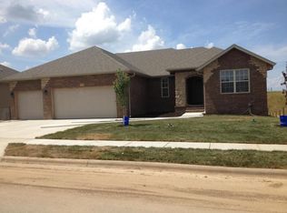 632 N Alexandria St, Nixa, MO 65714