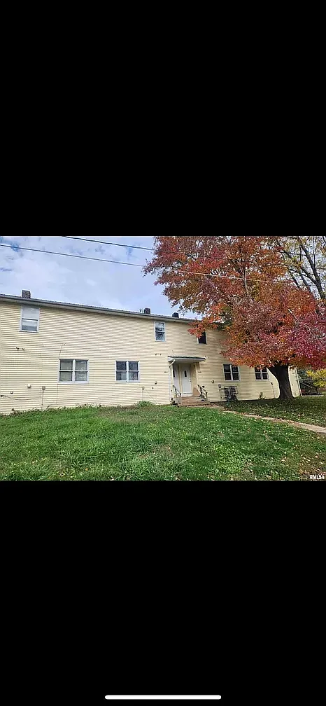 3 bed, $800 — Photo 1