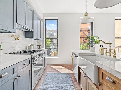 230 Monroe St, Brooklyn, NY, 11216