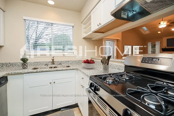 6402 Wild River Dr — Photo 3