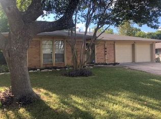 8806 Clarewood Dr, Austin, TX 78758