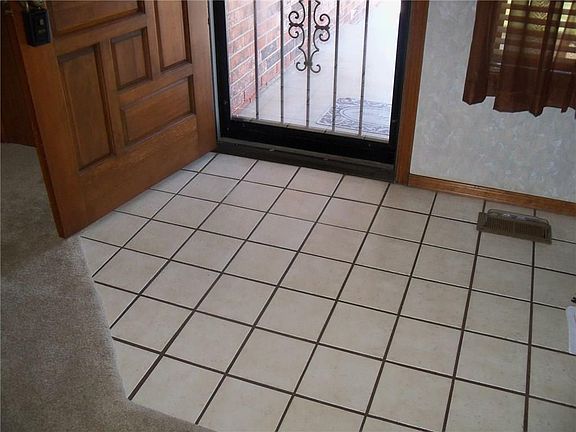 5th image of 4409 S Olie Ave
