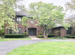 85 Tomlin Cir, Burr Ridge, IL 60527