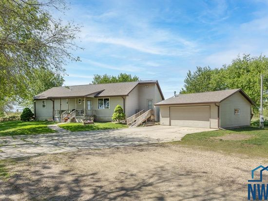 23215 Gum Ave, Onawa, IA 51040