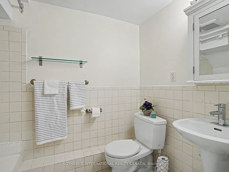 89 Willcocks St #BSMNT — Photo 15