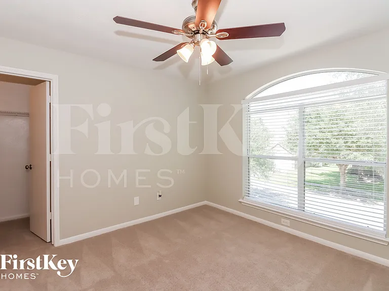 11319 Sandermeyer Dr — Photo 7