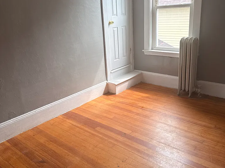 156-158 Sycamore St #2 — Photo 5