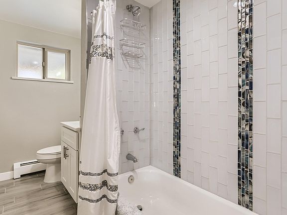 2nd bathroom