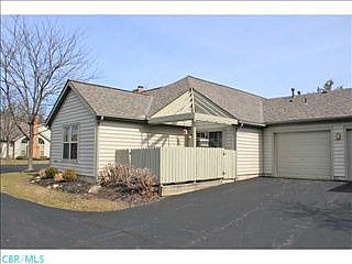 3rd image of 214 Deer Cross Ln