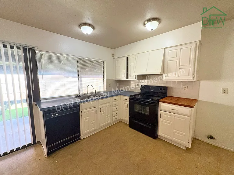 1336 Burmeister Rd — Photo 9