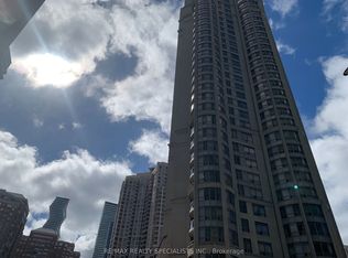 3888 Duke Of York Blvd #1135, Mississauga, ON L5B 4P5