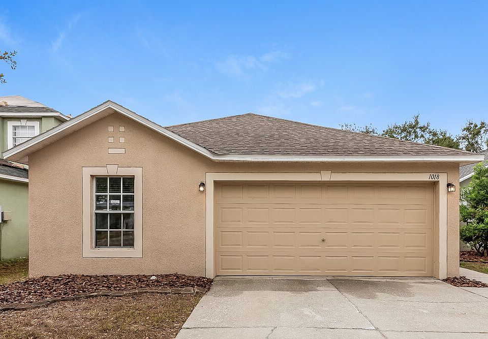 1st image of 1018 Brenton Leaf Dr