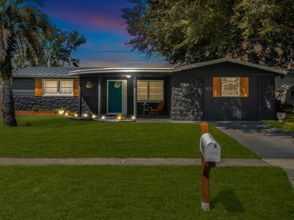 2131 Maureen Dr, Holiday, FL 34690