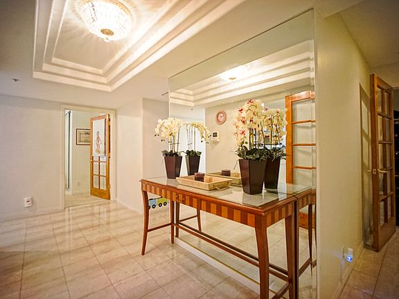 4th image of 739 Lorraine Blvd APT 104