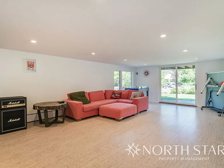 1235 Chandler Rd — Photo 25