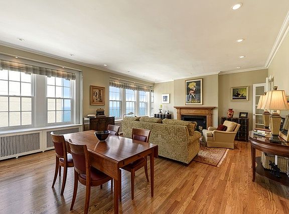 3rd image of 1120 N Lake Shore Dr #17C