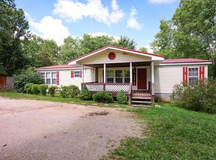 124 Hurt Ave, Clay City, KY 40312