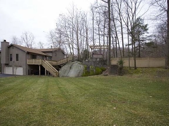 2nd image of 55 Chester Ct