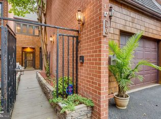 30 Malibu Ct, Towson, MD 21204