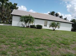 1640 Carriage Brooke Dr, Wellington, FL 33414