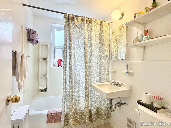 5th image of 12 Anglesey Blvd #204