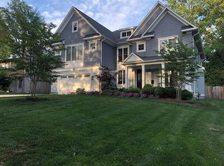 5305 Wapakoneta Rd, Bethesda, MD 20816