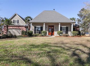 13206 Lake Bend Dr, Covington, LA 70435