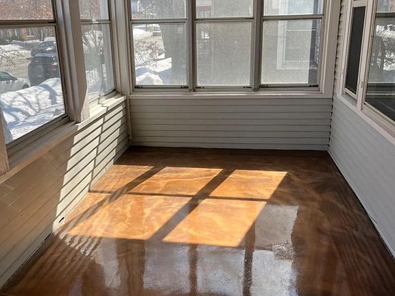 5th image of 3424 Bryant Ave S Unit 1