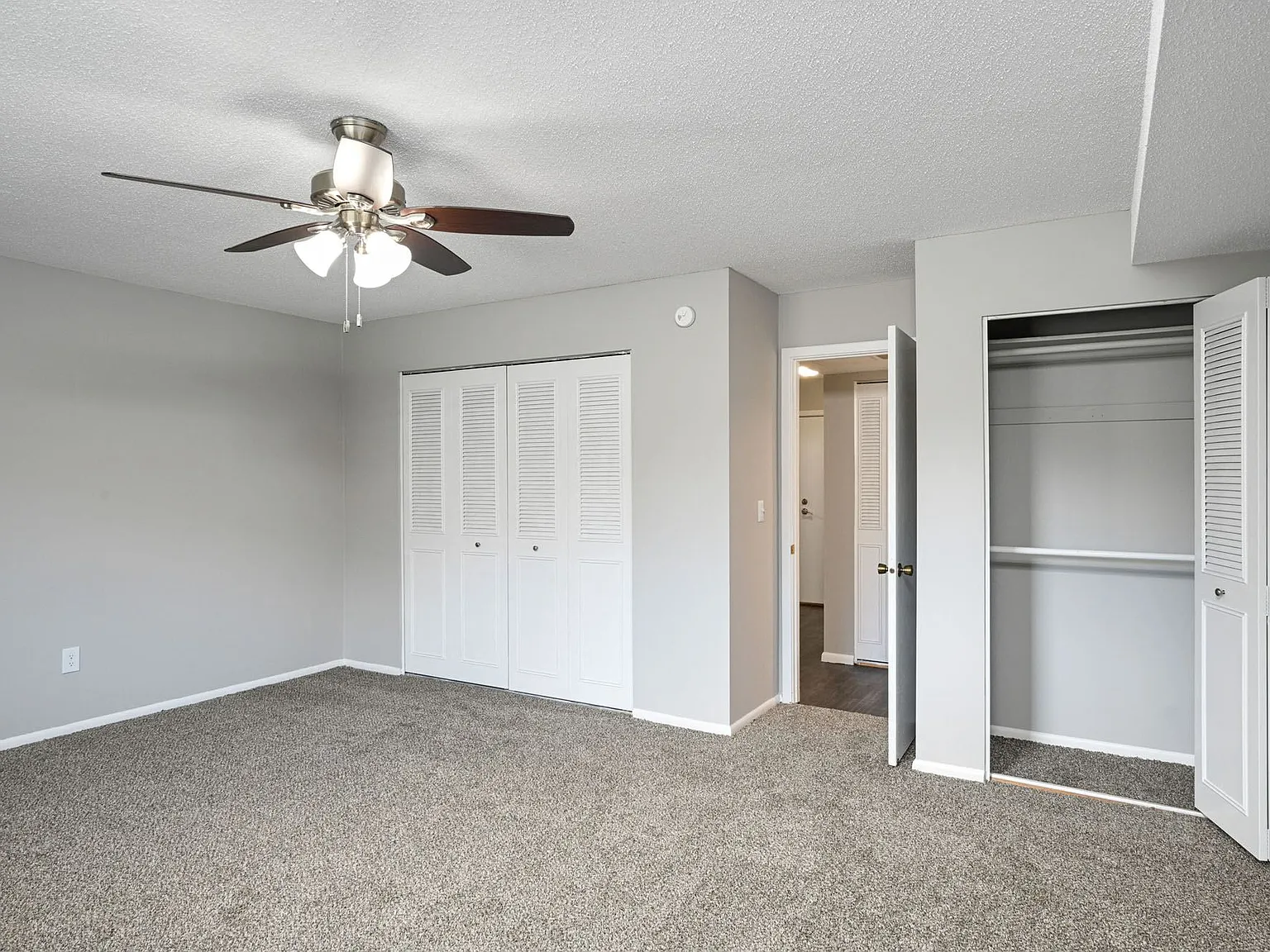 Laurel West End — Photo 4