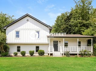 2100 Branch View Dr, Marietta, GA 30062