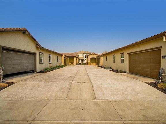 3rd image of 810 Grace Dr