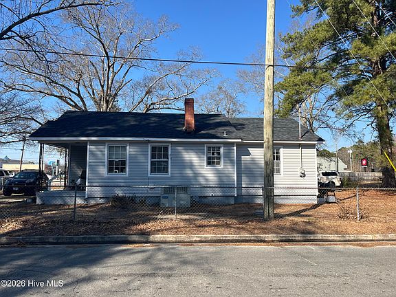 2nd image of 701 Hardee Road