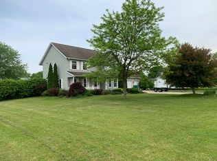 56321 Fox Ln, Three Rivers, MI 49093