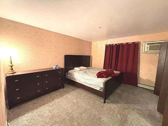 5th image of 495 McHenry Rd APT 1B